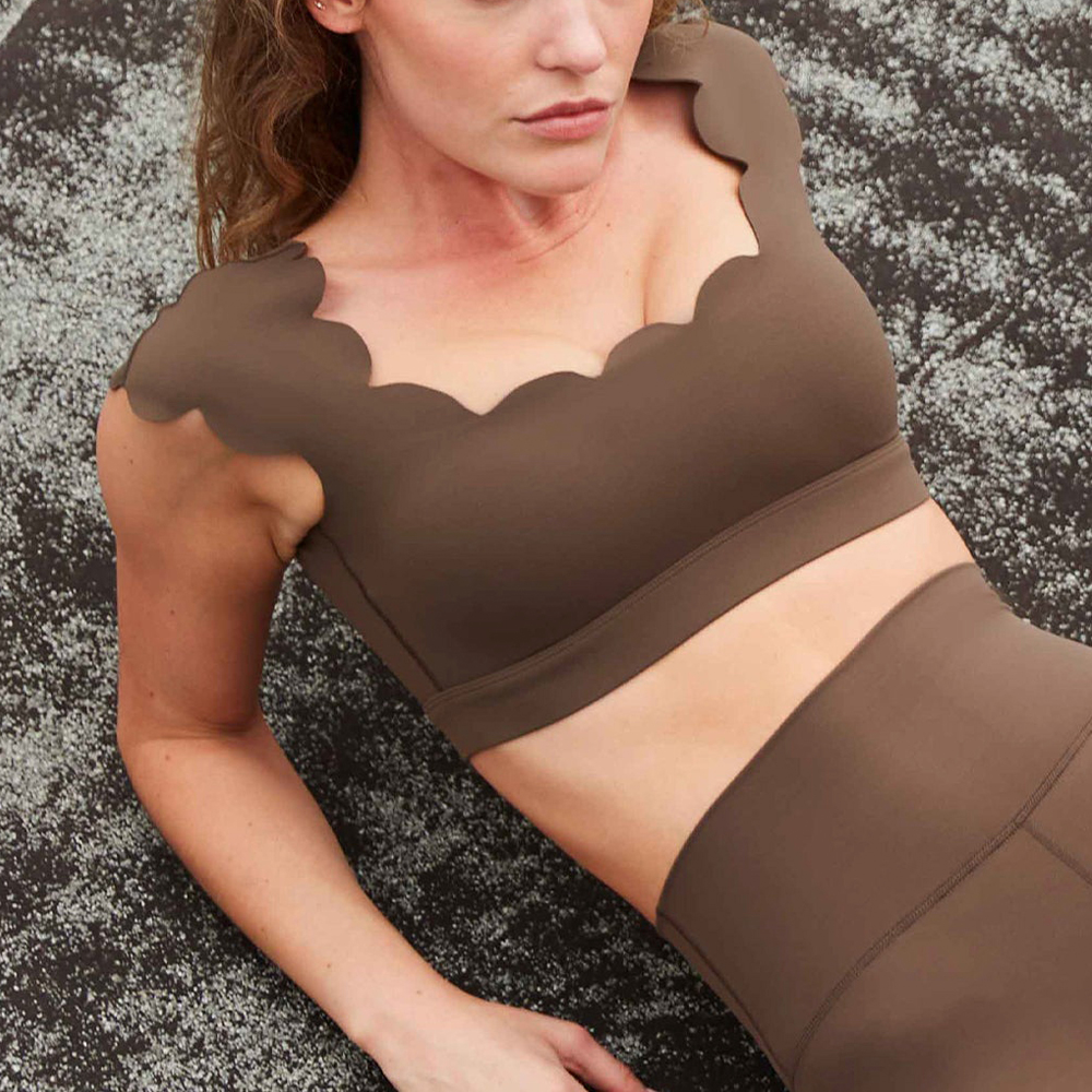 Top Lower Back - Cloud -
75% Nylon + 25%
Spandex