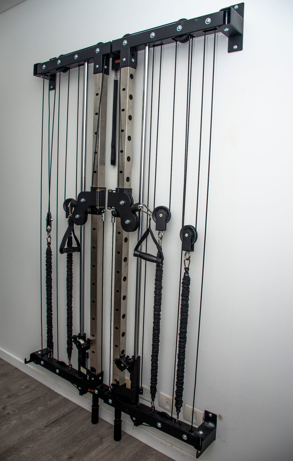 Multigym Full Body MF03 + Banco + Kit Accesorios
